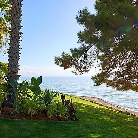 Szálloda Avali, Mar-bella Collection Meszongí